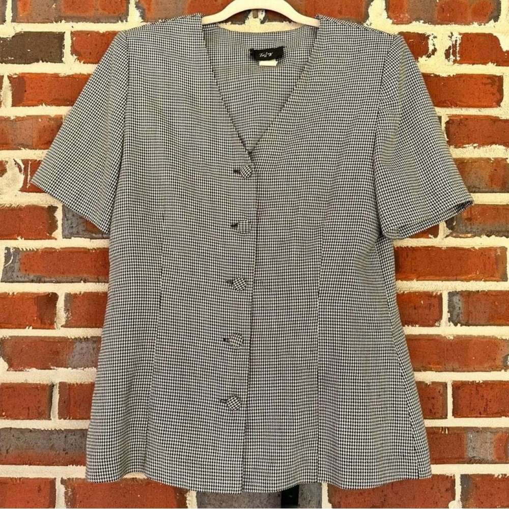 Vintage Houndstooth Button-Up Top
